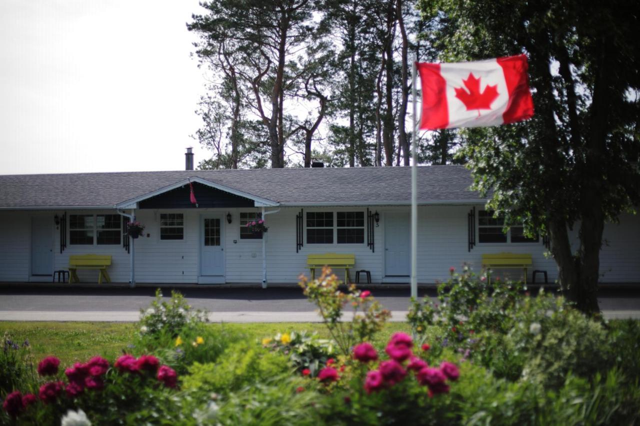 Carleton Inn & Cottages Bridgetown Exterior foto
